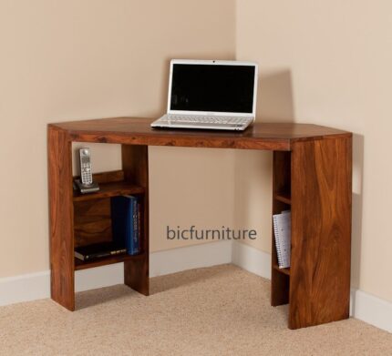 Corner wooden writing table