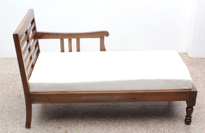 Chaise lounge in teak wood 1