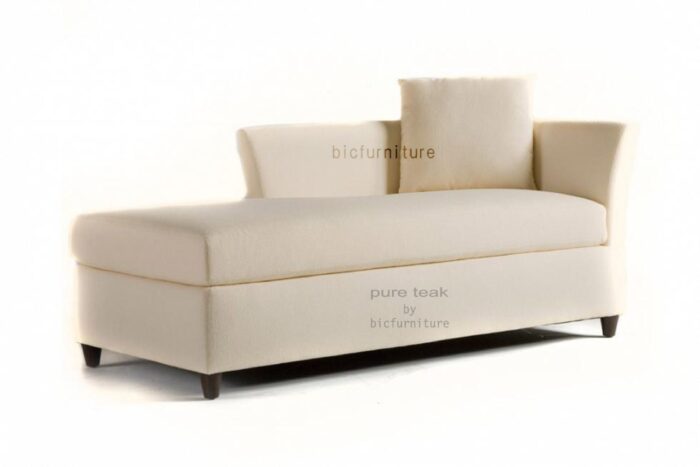 Cushioned chaise lounge teak structure 2