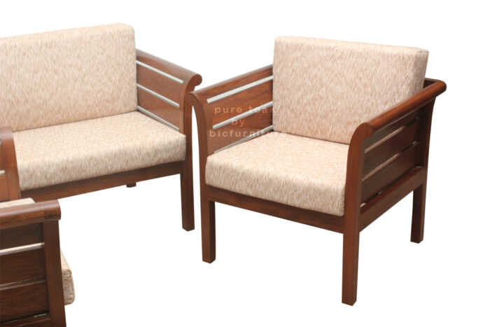 Inidan seating in a classic look