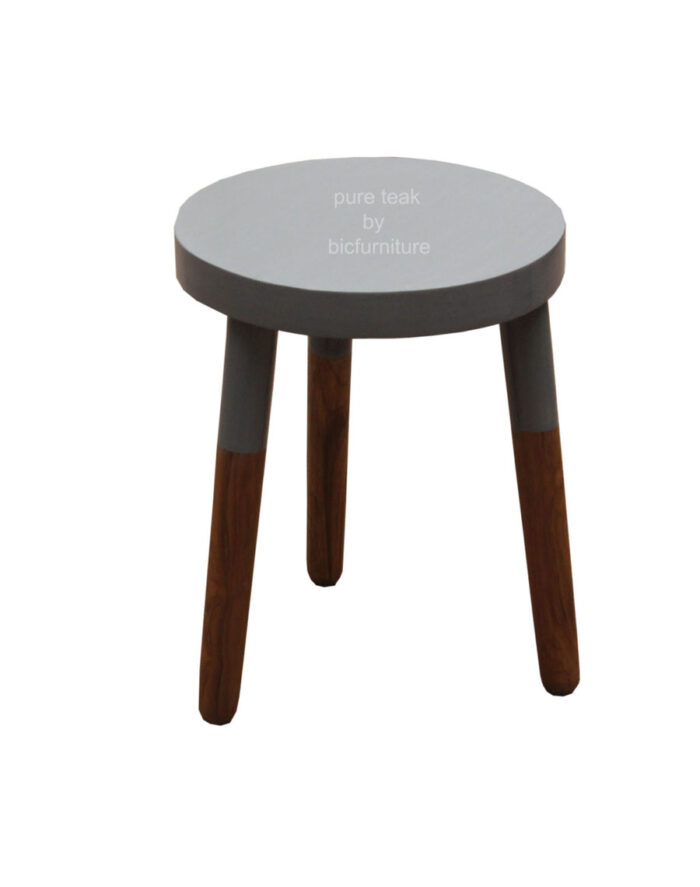 Stools in pure teak wood for seating