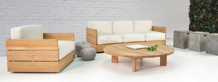 Sofa Set with Strip Plank Design