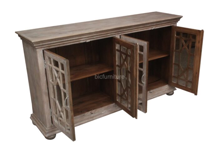 Sideboard inside arrangement with shelfs