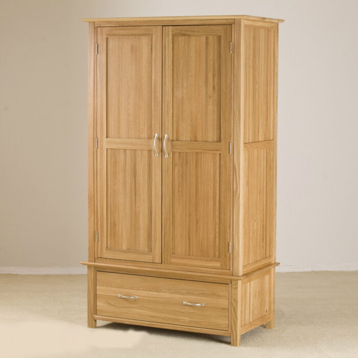 oakwood 2 door cupboard 1
