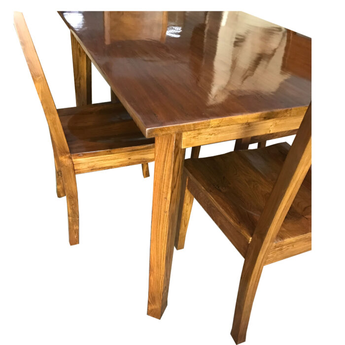 dinning table in wood
