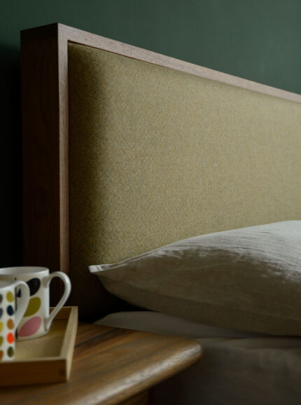 SHETLAND BED WITH A WOOL COVERED HEADBOARD image 2